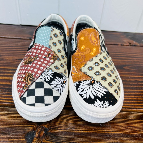 Vans Classic Slip On Tiger Patchwork Sneakers - Picture 2 of 8